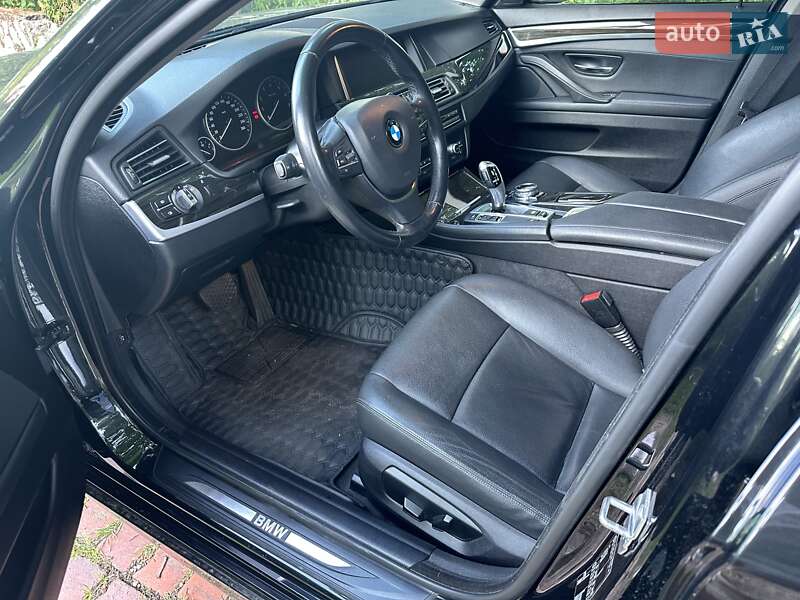 Седан BMW 5 Series 2015 в Киеве