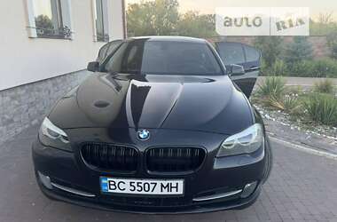 Седан BMW 5 Series 2012 в Львові