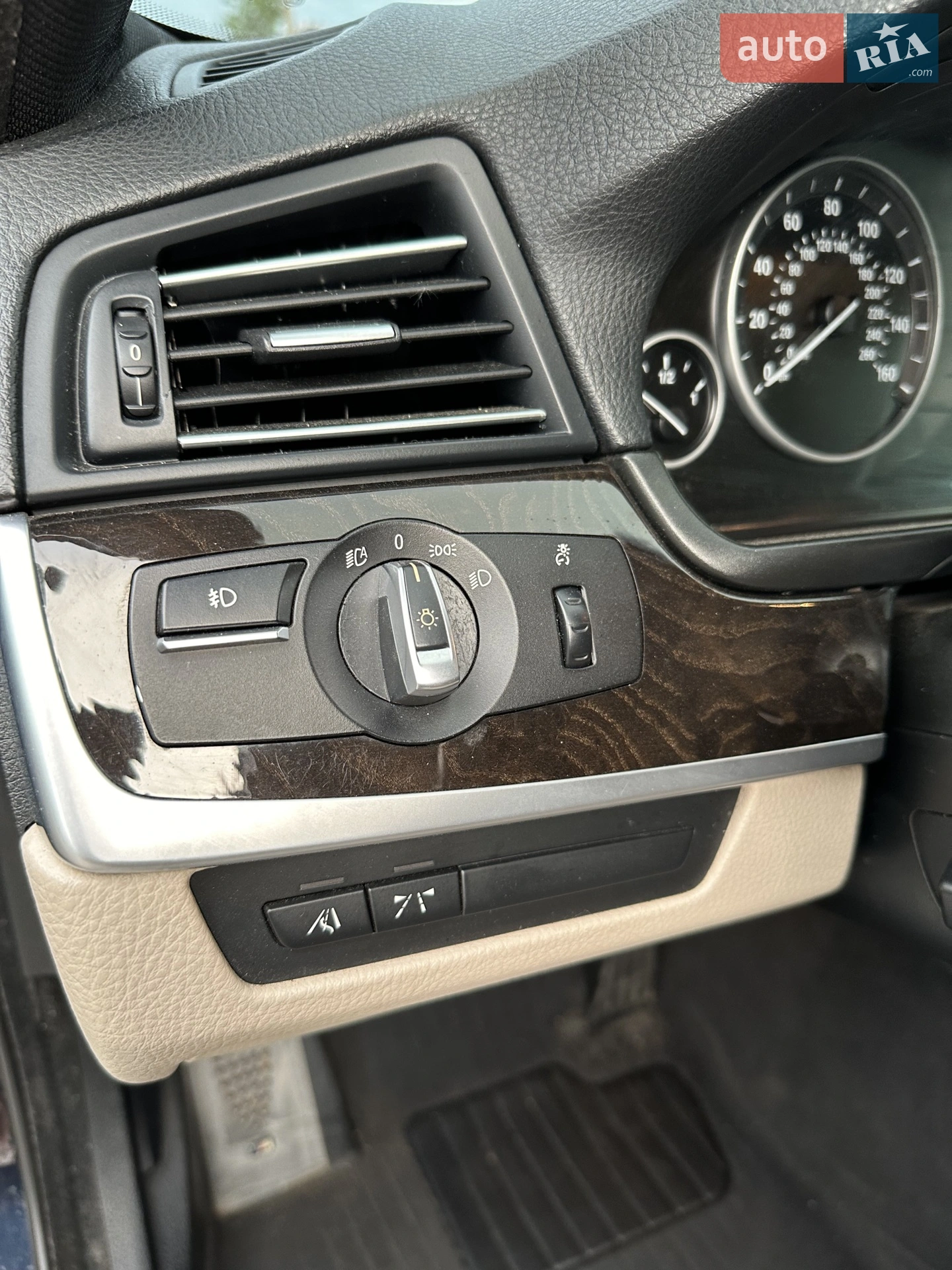 2012 BMW 5er - мініатюра 15
