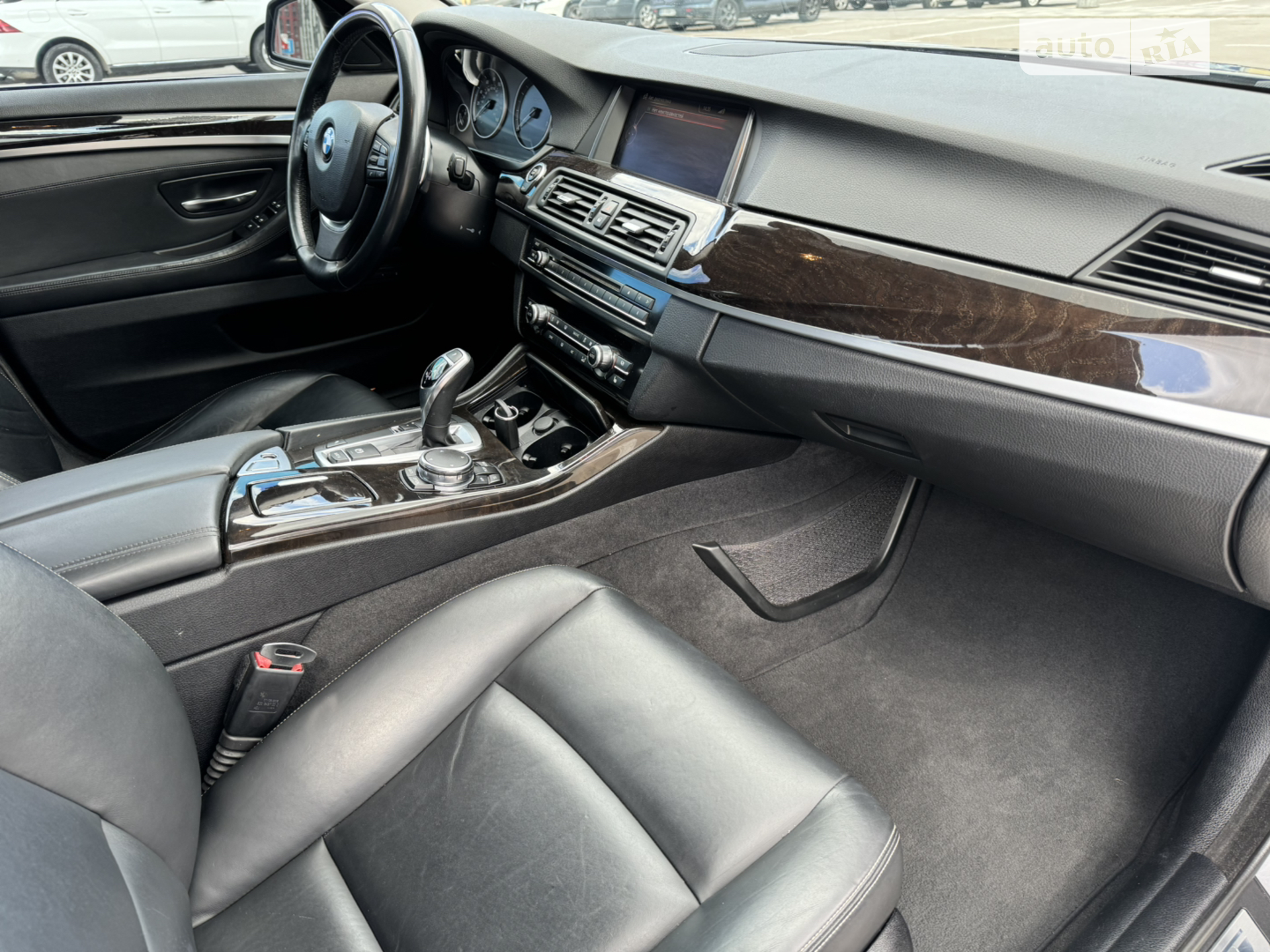 2016 BMW 5er - мініатюра 31