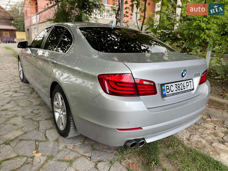 Седан BMW 5 Series 2011 в Виноградові фото 3 Седан BMW 5 Series 2011 в Виноградові