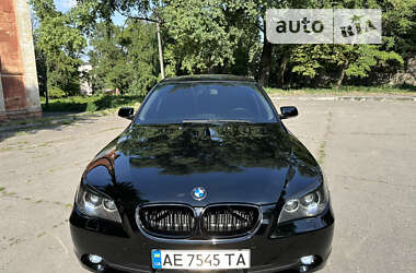 Седан BMW 5 Series 2004 в Каменском