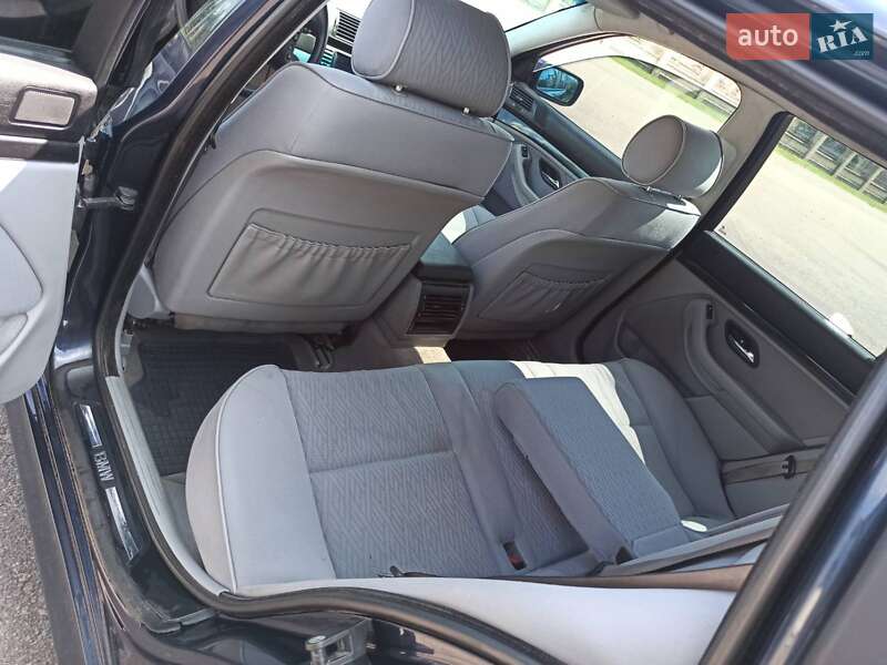 Универсал BMW 5 Series 2003 в Костополе