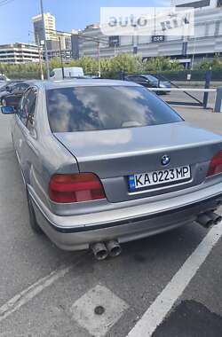 Седан BMW 5 Series 1996 в Києві