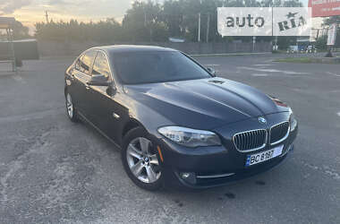 Седан BMW 5 Series 2013 в Львові