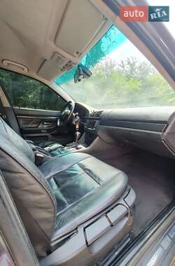 Седан BMW 5 Series 2002 в 