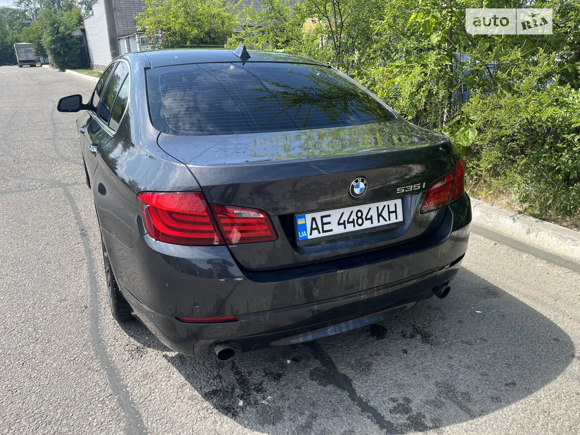 2011 BMW 5er - мініатюра 2