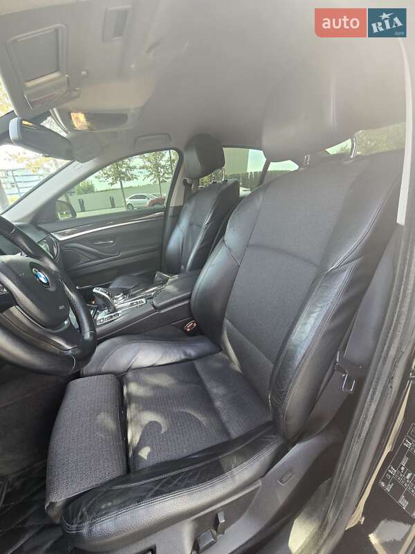 Седан BMW 5 Series 2012 в Днепре