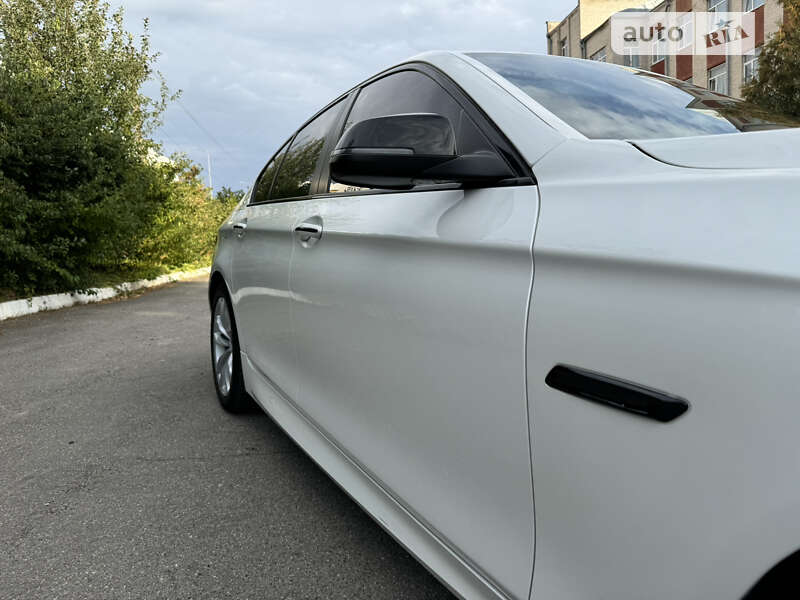 Седан BMW 5 Series 2016 в Виннице