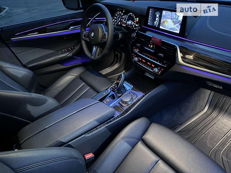 Седан BMW 5 Series 2018 в Днепре