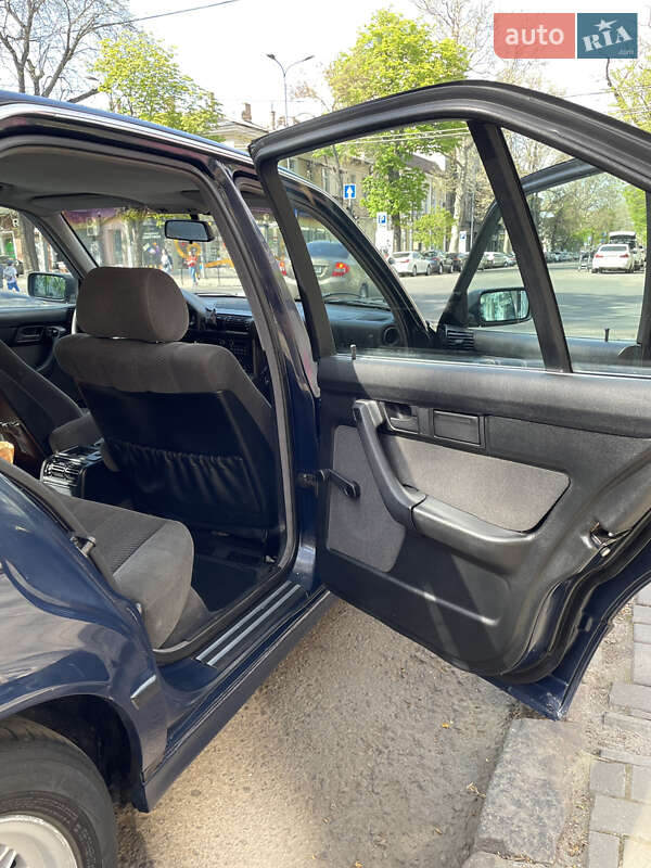 Седан BMW 5 Series 1994 в Одессе фото 16 Седан BMW 5 Series 1994 в Одессе