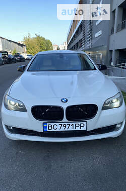 Седан BMW 5 Series 2011 в Львове