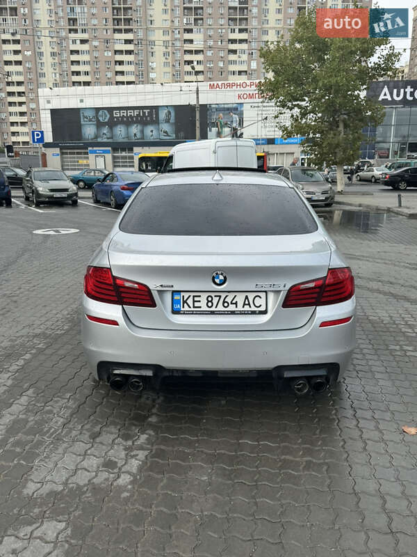 Седан BMW 5 Series 2014 в Дніпрі