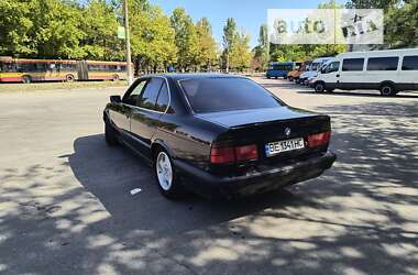 Седан BMW 5 Series 1990 в Николаеве