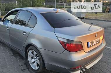 Седан BMW 5 Series 2003 в Покровському