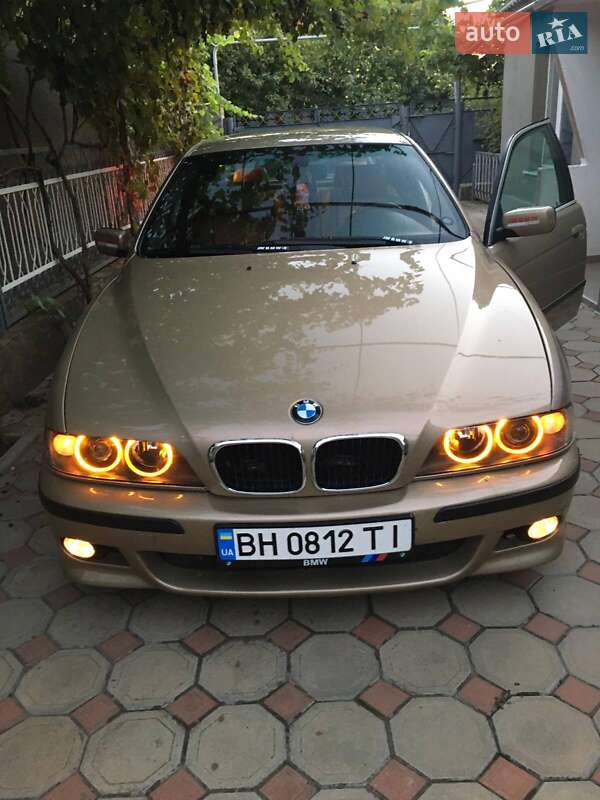 Седан BMW 5 Series 1999 в Болграді