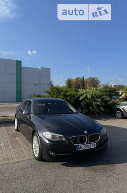 Седан BMW 5 Series 2010 в Ужгороді