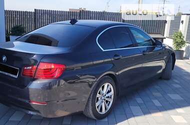 Седан BMW 5 Series 2010 в Львове