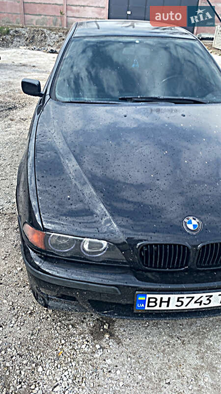 Седан BMW 5 Series 1998 в Петриківці