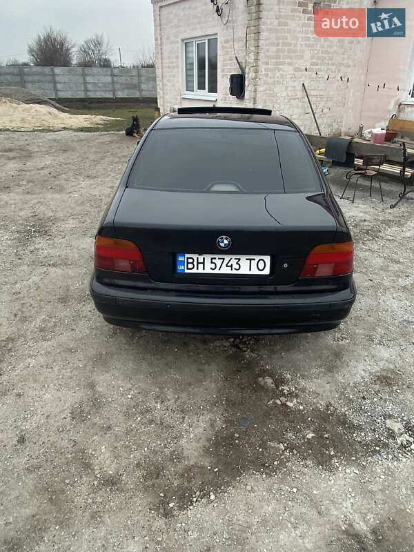 Седан BMW 5 Series 1998 в Петриківці