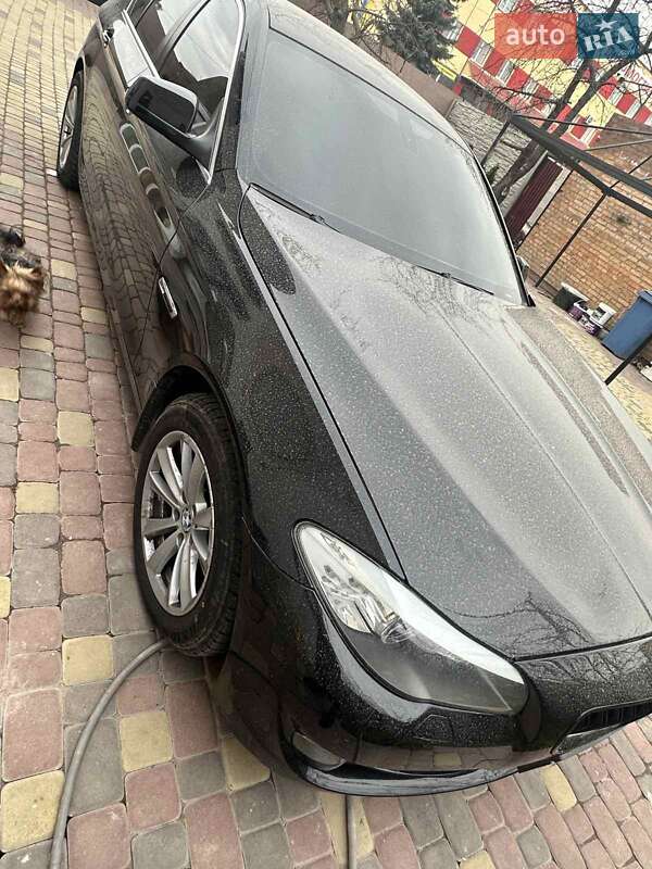 BMW 5 Series 2011