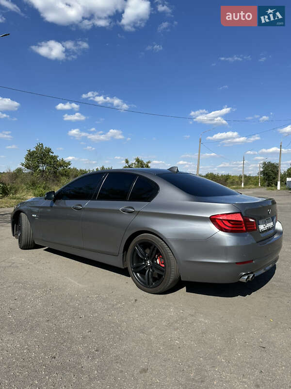 Седан BMW 5 Series 2011 в Кривому Розі