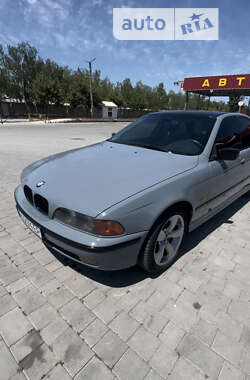 Седан BMW 5 Series 1998 в Виноградові