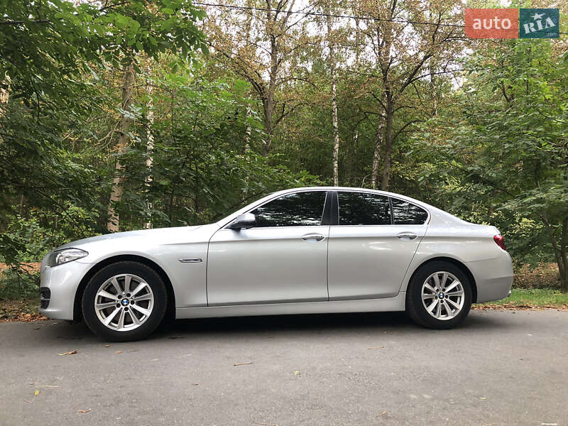 Седан BMW 5 Series 2014 в Вінниці