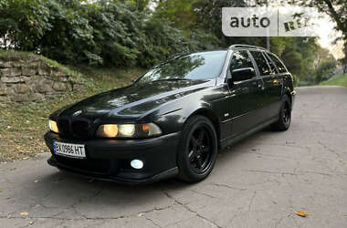 Универсал BMW 5 Series 2003 в Остроге