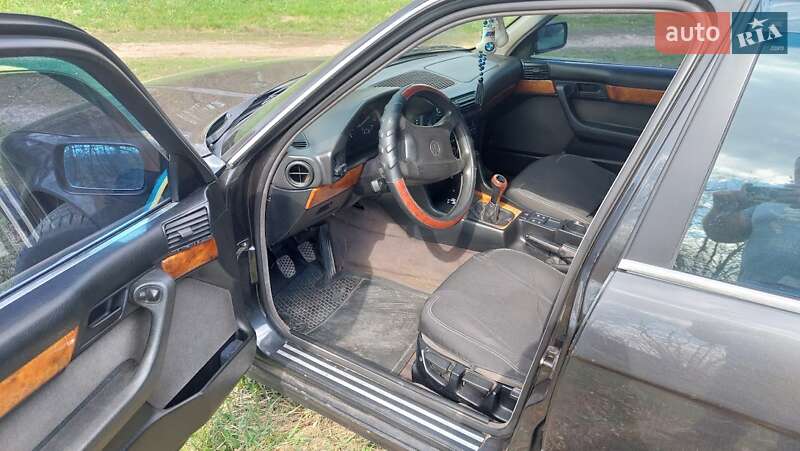 Седан BMW 5 Series 1993 в Сумах