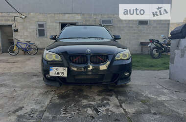 Универсал BMW 5 Series 2004 в Ровно