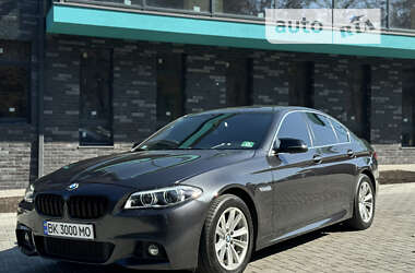 Седан BMW 5 Series 2016 в Ровно