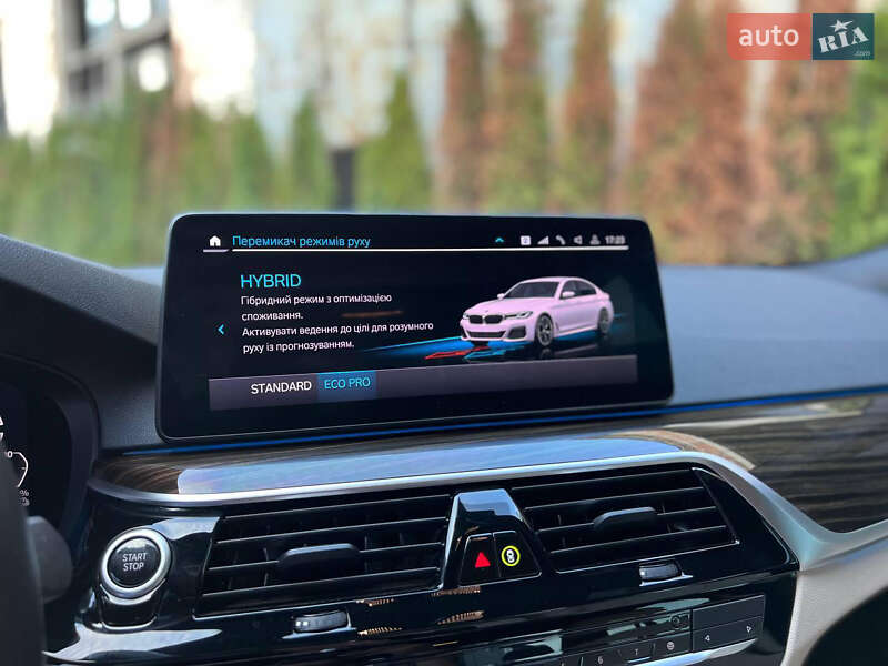 Седан BMW 5 Series 2020 в Львове