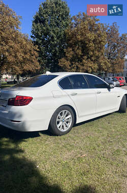 Седан BMW 5 Series 2015 в 