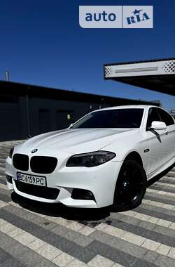 Седан BMW 5 Series 2012 в Львові