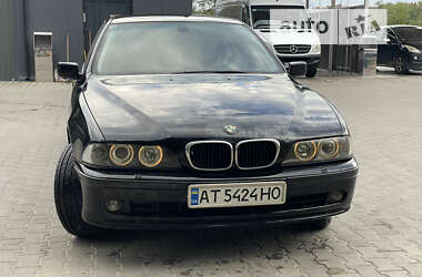 Седан BMW 5 Series 2001 в Львові