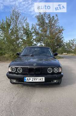 Седан BMW 5 Series 1992 в Запоріжжі