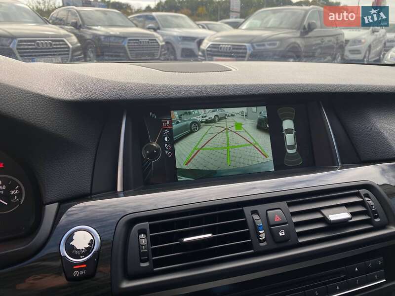 Седан BMW 5 Series 2014 в Львові
