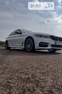 Седан BMW 5 Series 2018 в Ужгороді