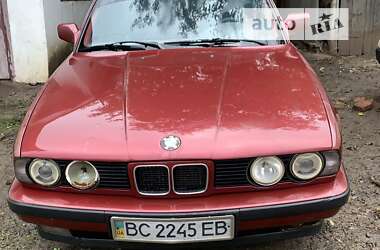 Седан BMW 5 Series 1993 в Бобрке