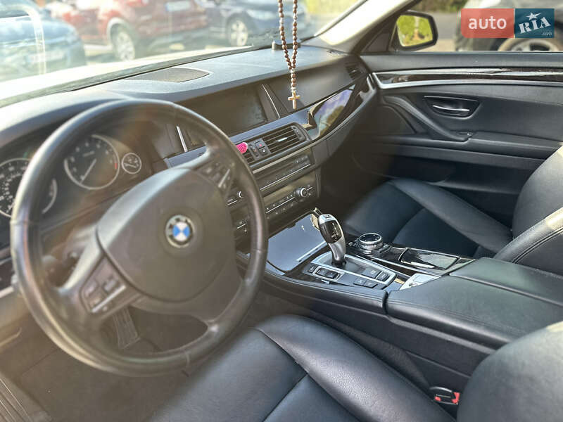 Седан BMW 5 Series 2013 в Києві фото 17 Седан BMW 5 Series 2013 в Києві