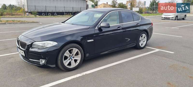 Седан BMW 5 Series 2012 в Ирпене