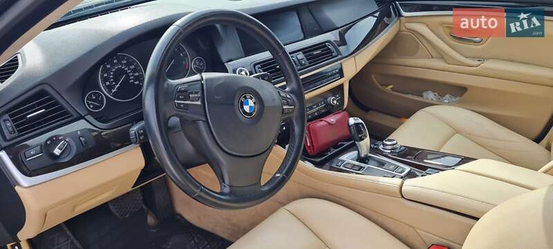 Седан BMW 5 Series 2012 в Ирпене