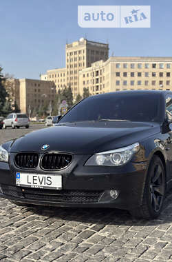 Седан BMW 5 Series 2009 в Харкові