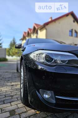 Седан BMW 5 Series 2011 в Львове