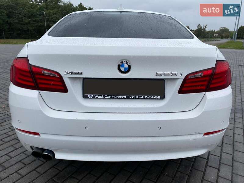 Седан BMW 5 Series 2013 в Львове