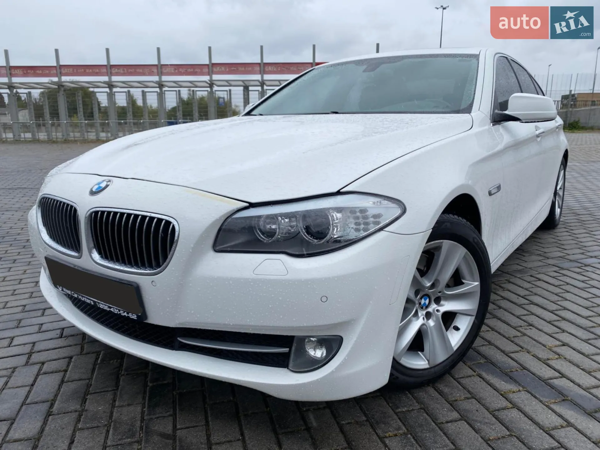 2013 BMW 5er - мініатюра 2