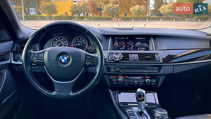 Седан BMW 5 Series 2015 в Житомире
