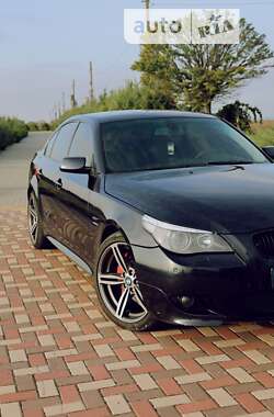 Седан BMW 5 Series 2005 в Татарбунарах