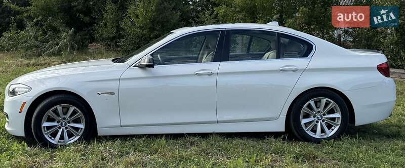 Седан BMW 5 Series 2014 в Нововолинську